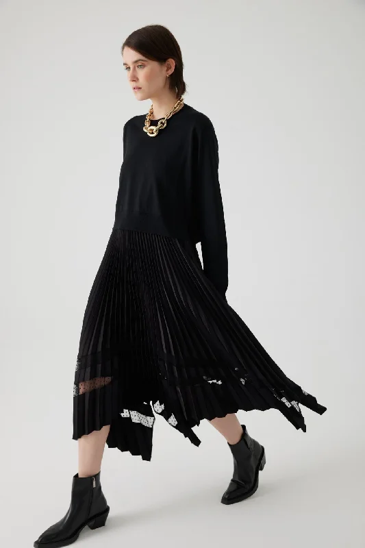 Early Access Strappy Pleated Wool Regular Black Dress