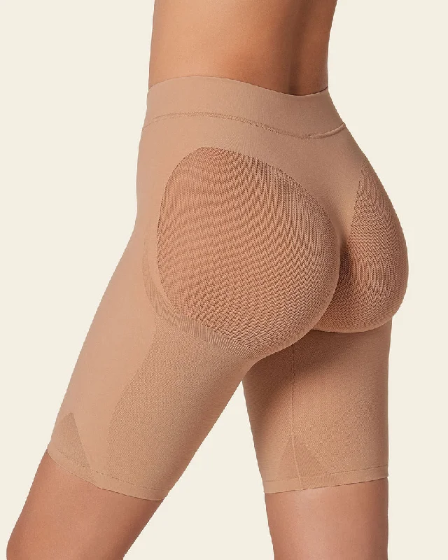 LEONISA WELL ROUNDED BUTT LIFTING SHAPER SHORT 012778